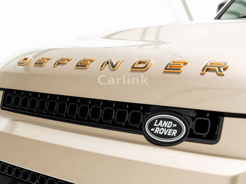 Land Rover Defender 2025