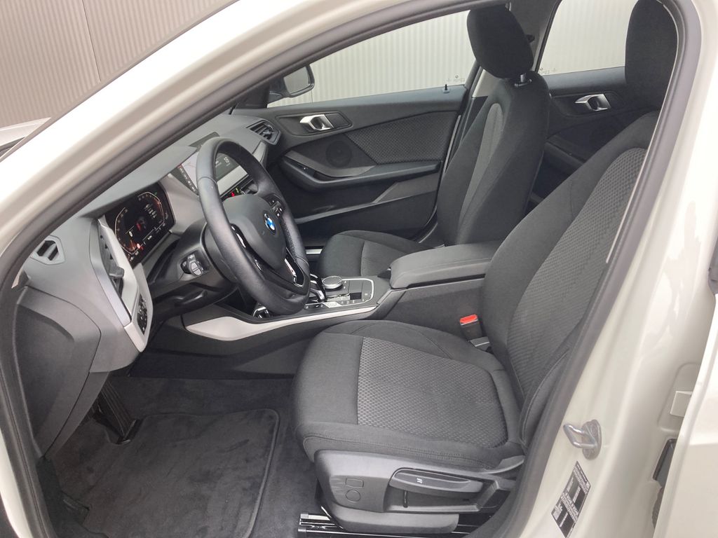 BMW 116 2022
