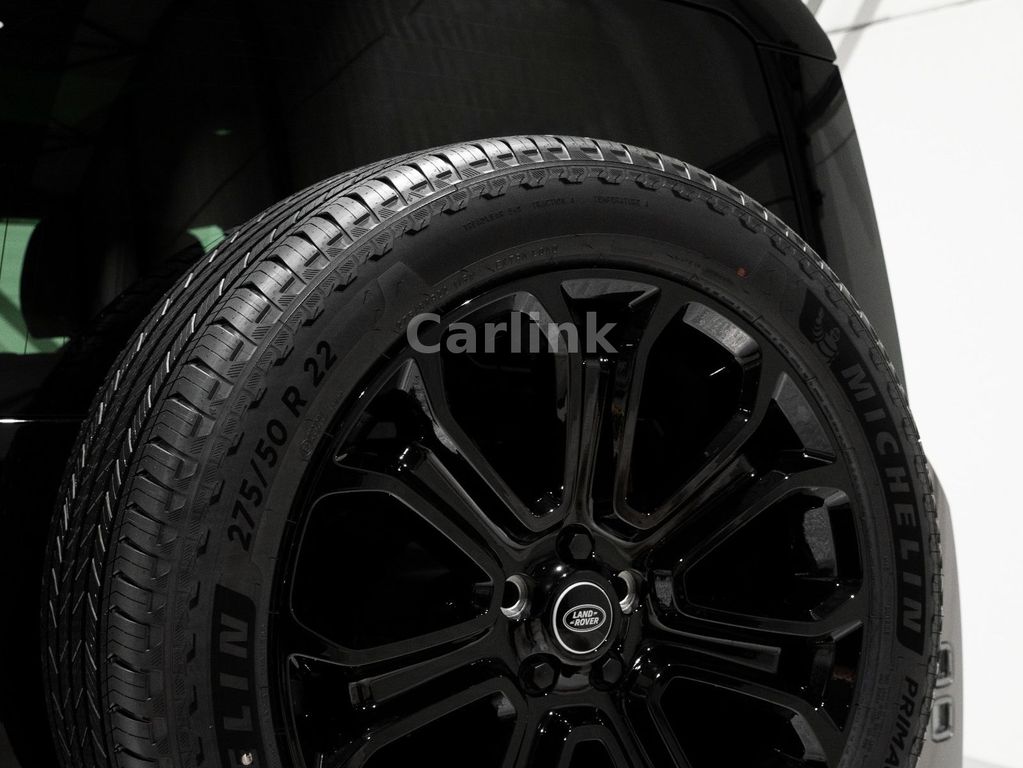 Land Rover Defender 2025