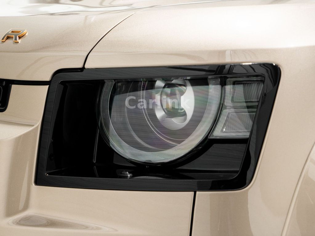 Land Rover Defender 2025