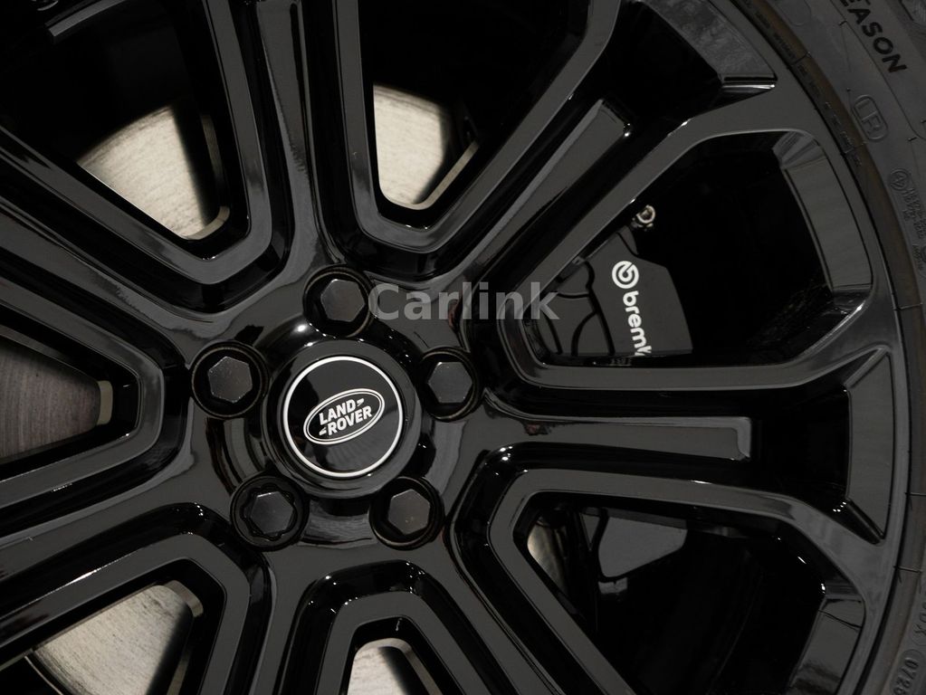 Land Rover Defender 2025