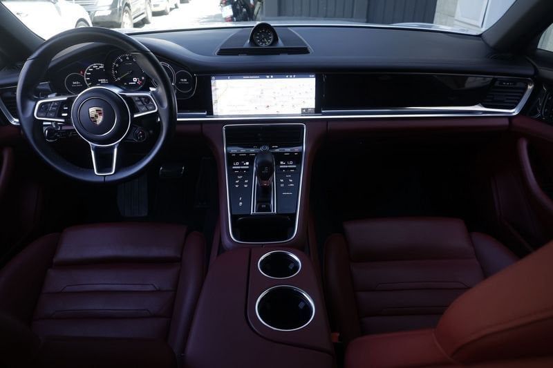 Porsche Panamera 2019