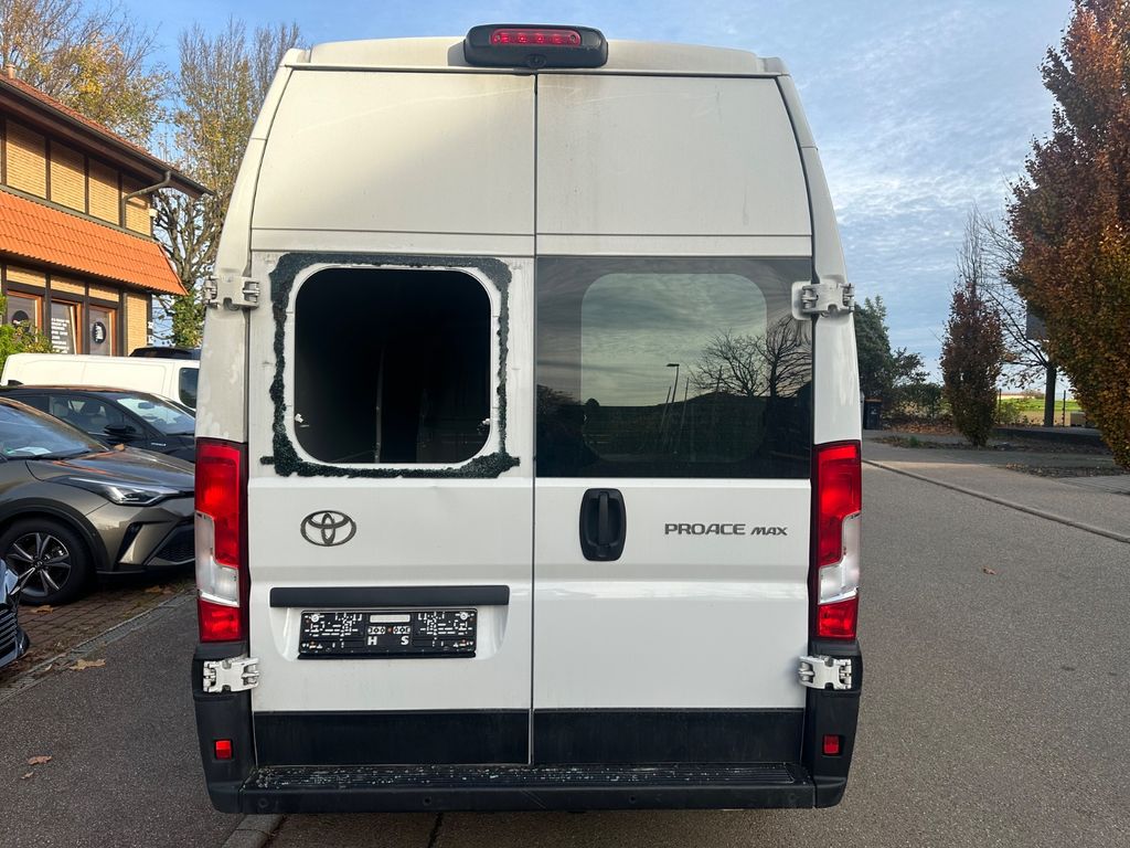 Toyota Proace Max 2024