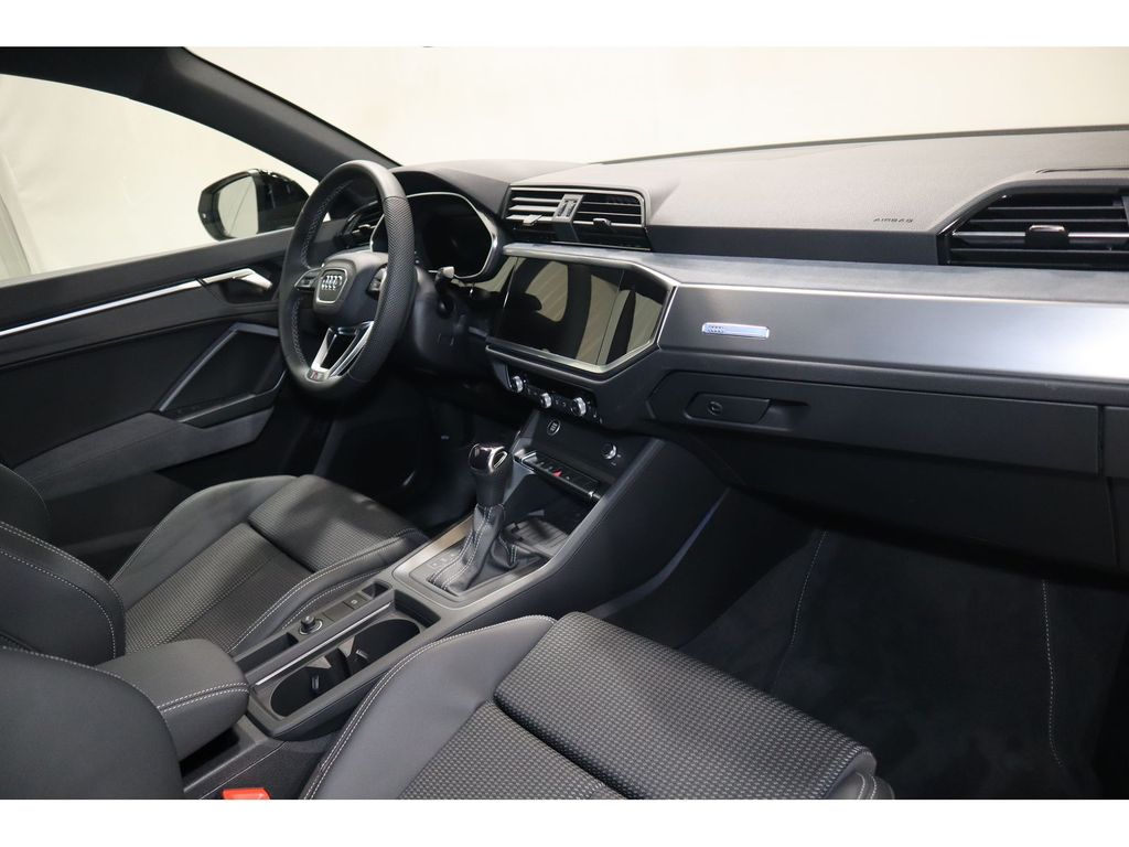 Audi Q3 2025
