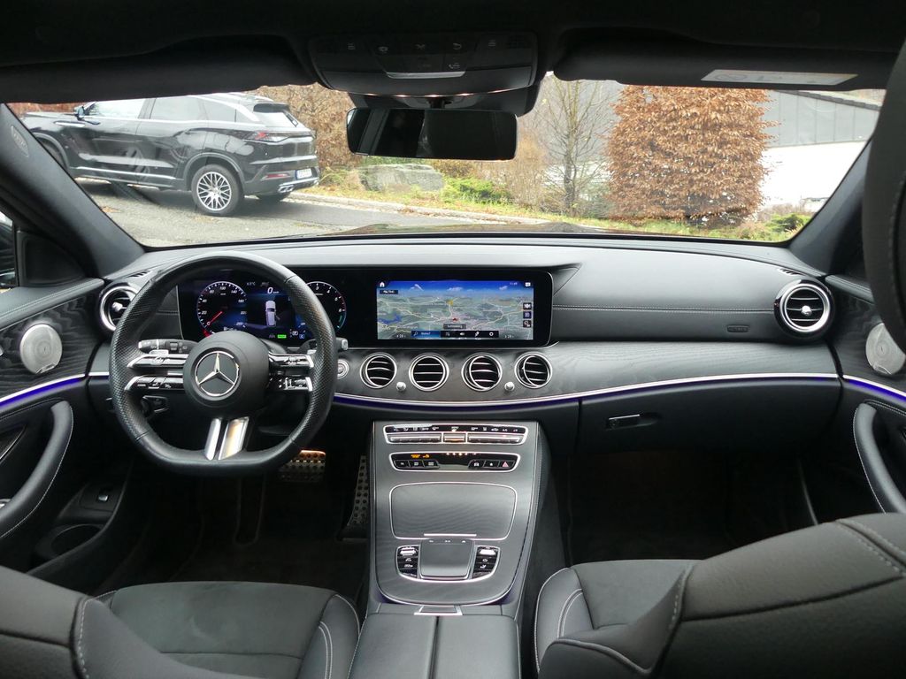 Mercedes-Benz E 300 2022