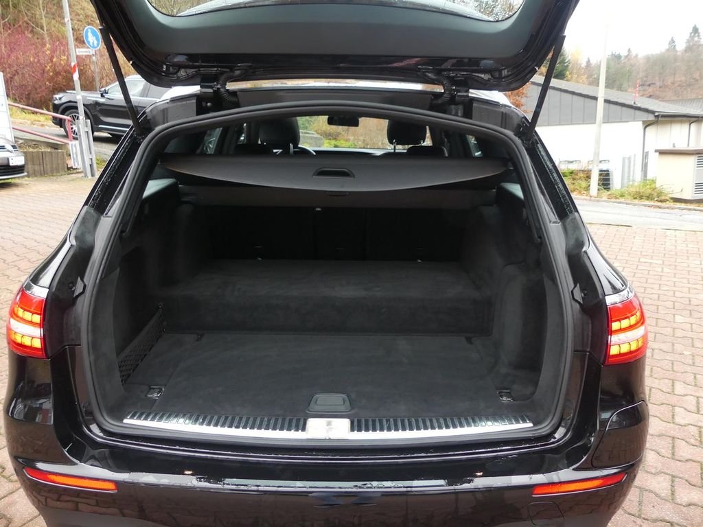 Mercedes-Benz E 300 2022