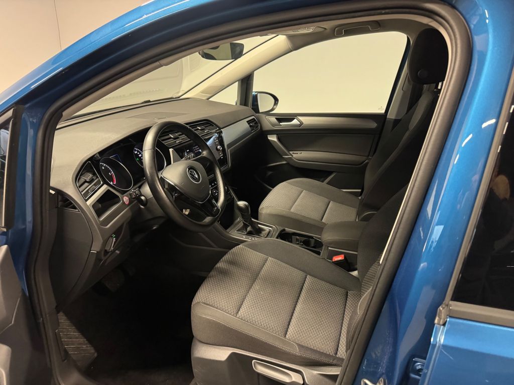 Volkswagen Touran 2021