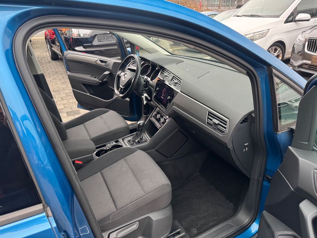 Volkswagen Touran 2021