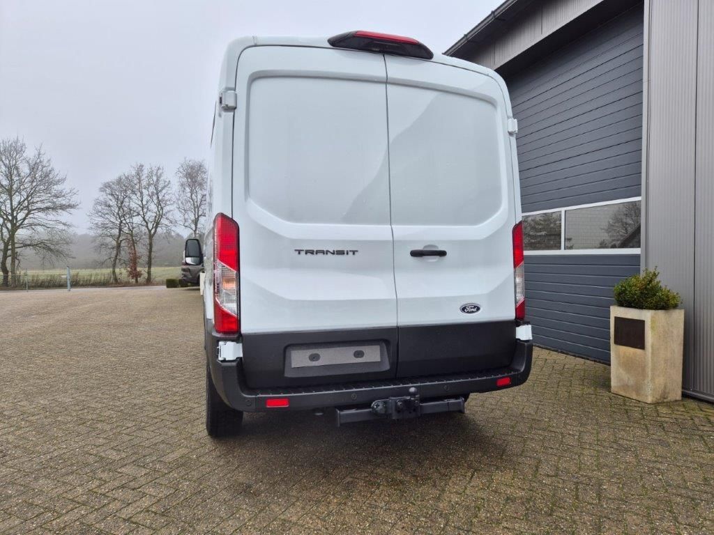 Ford Transit 2024