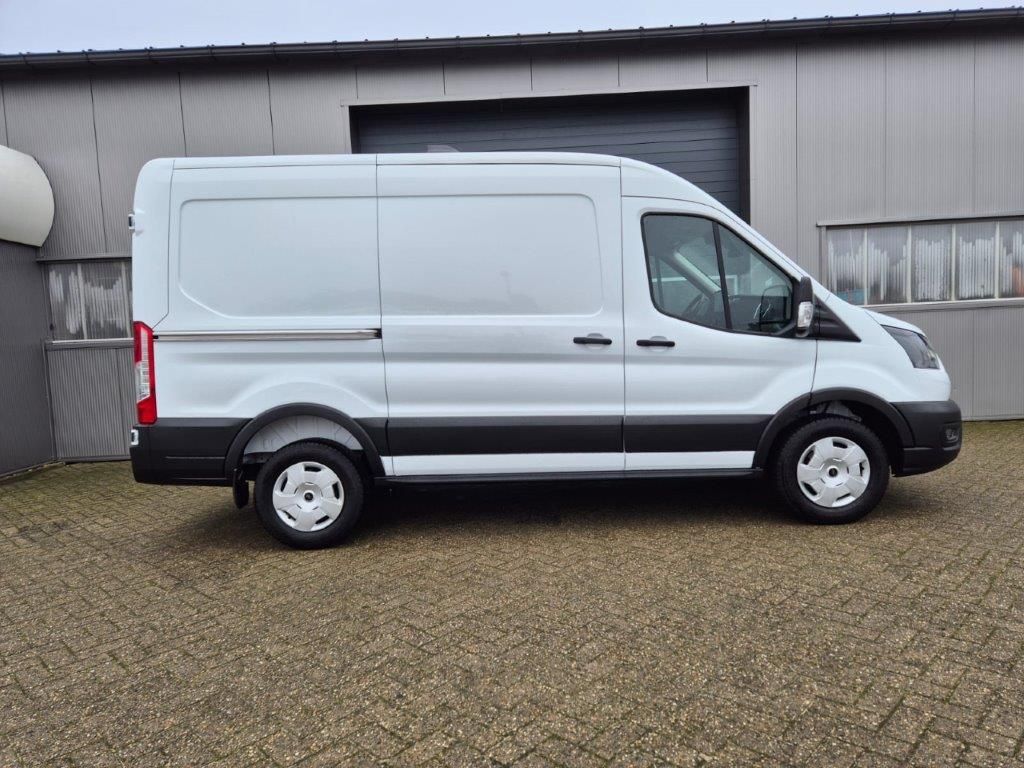 Ford Transit 2024