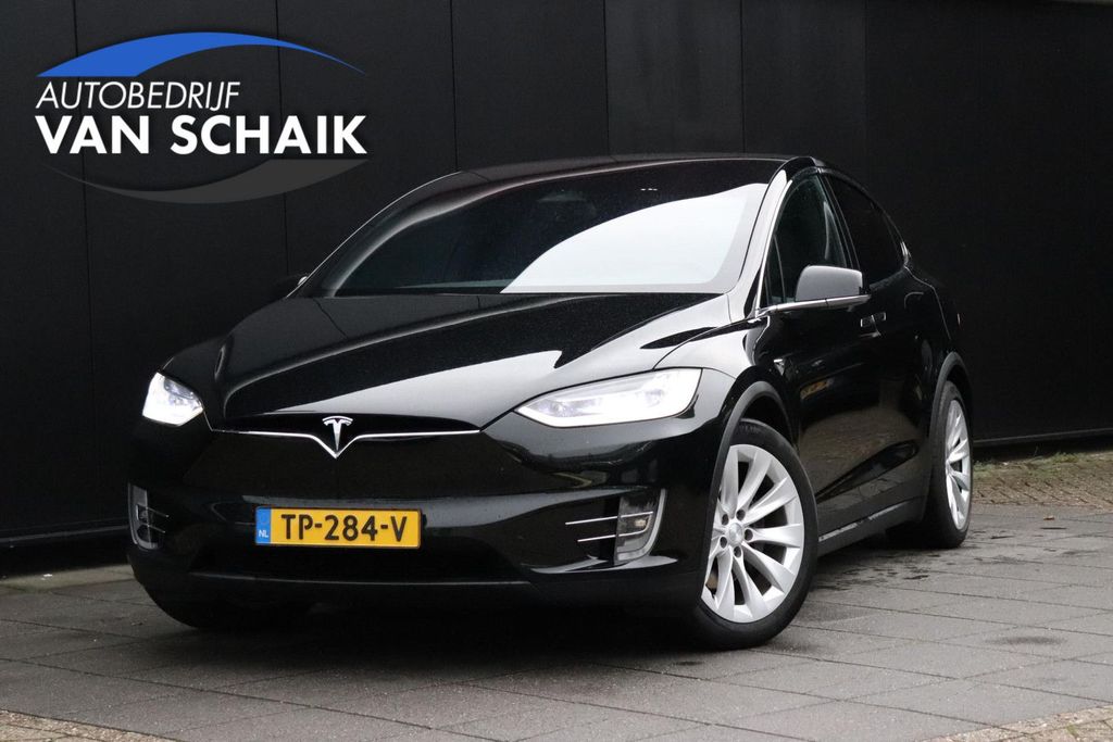 Tesla Model X 2018