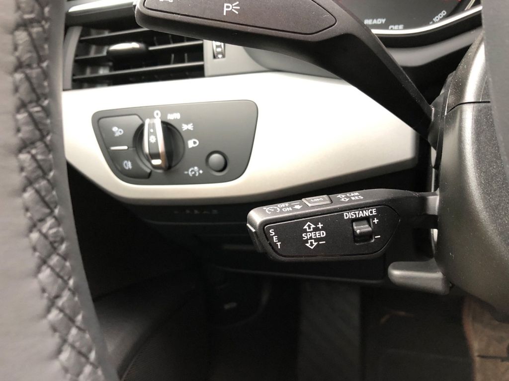 Audi A4 2024