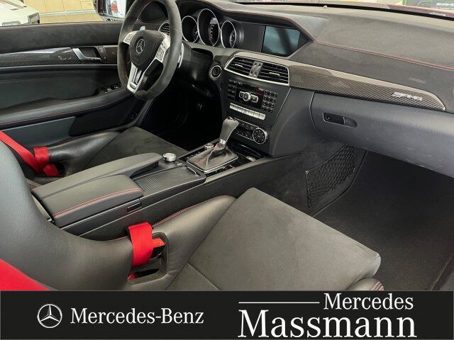 Mercedes-Benz C 63 AMG 2013