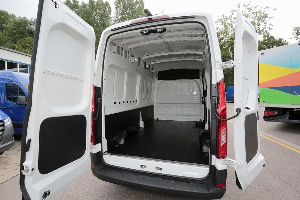 Maxus eDeliver 9 2024