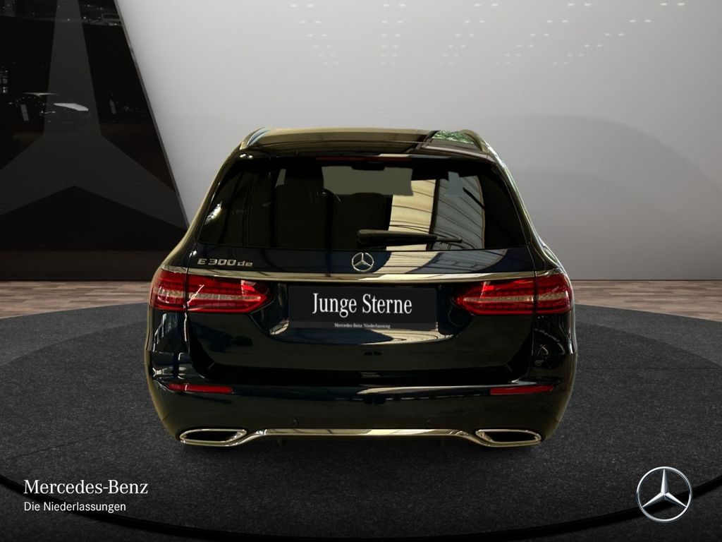 Mercedes-Benz E 300 2022