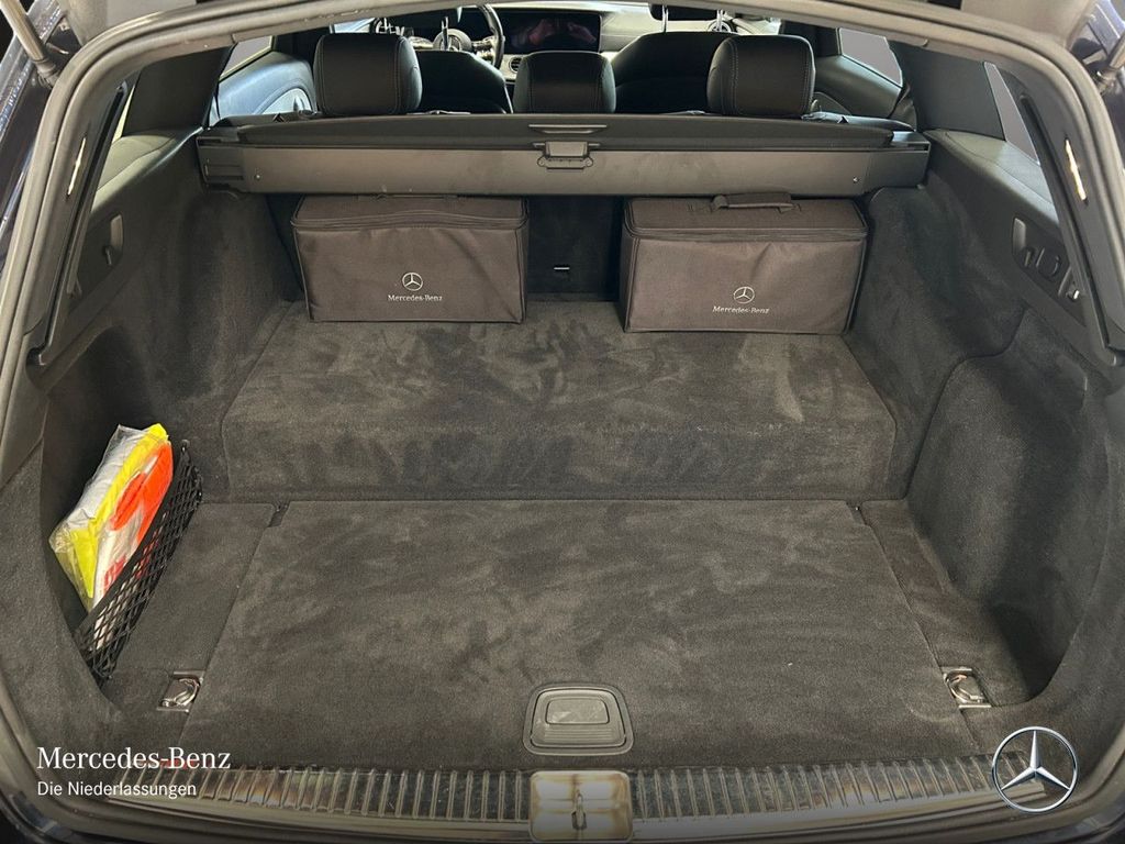 Mercedes-Benz E 300 2022