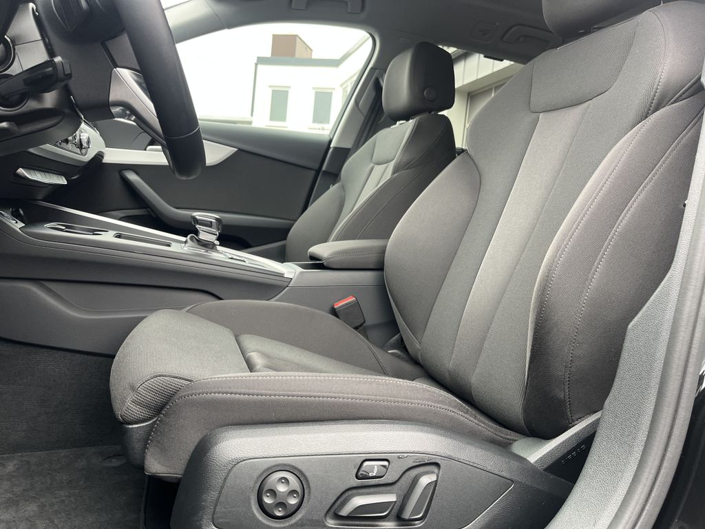 Audi A4 2024