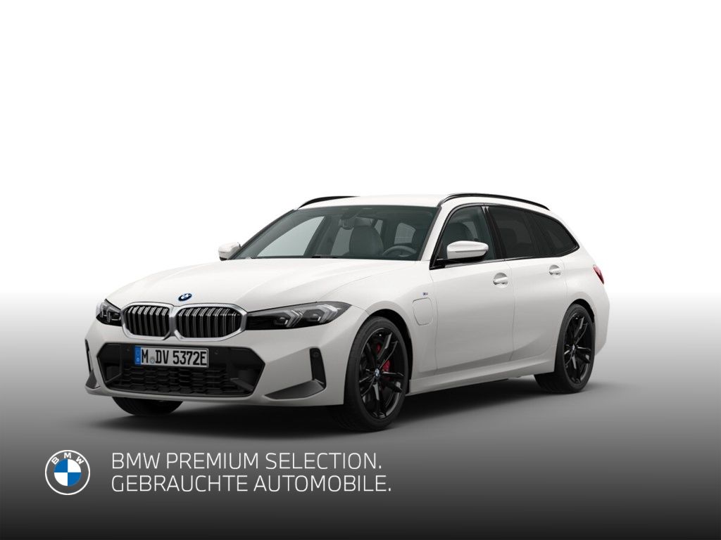 BMW 330 2022