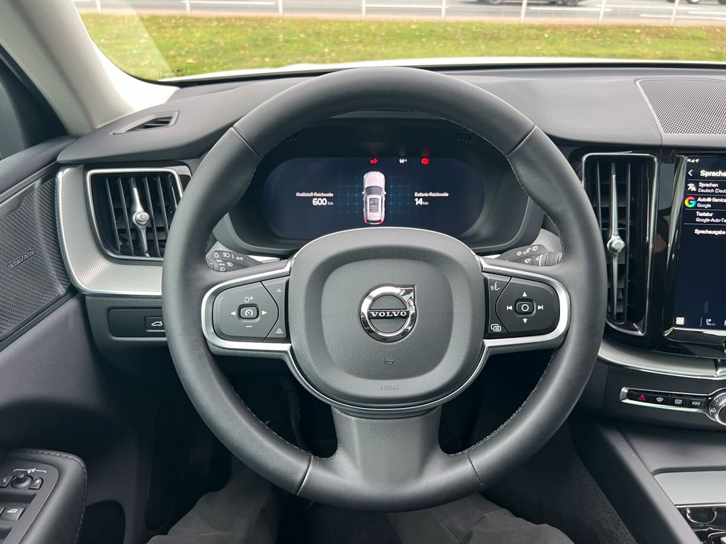 Volvo XC60 2025