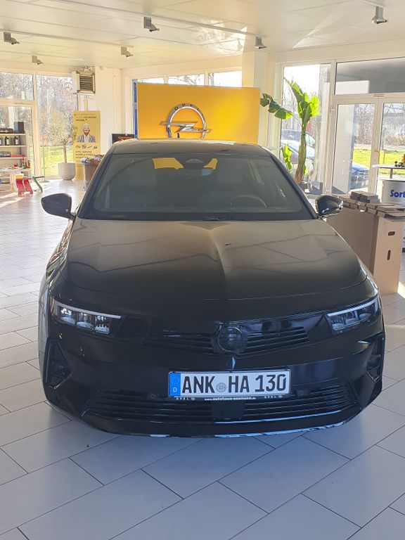 Opel Astra 2025