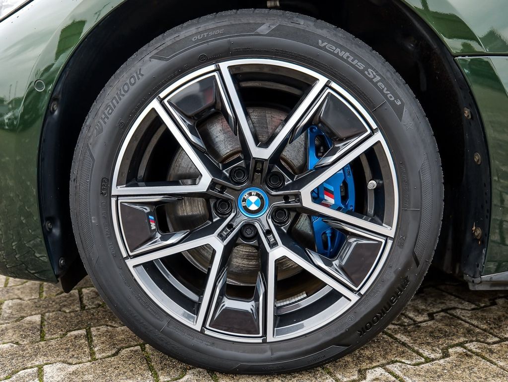 BMW i4 2022