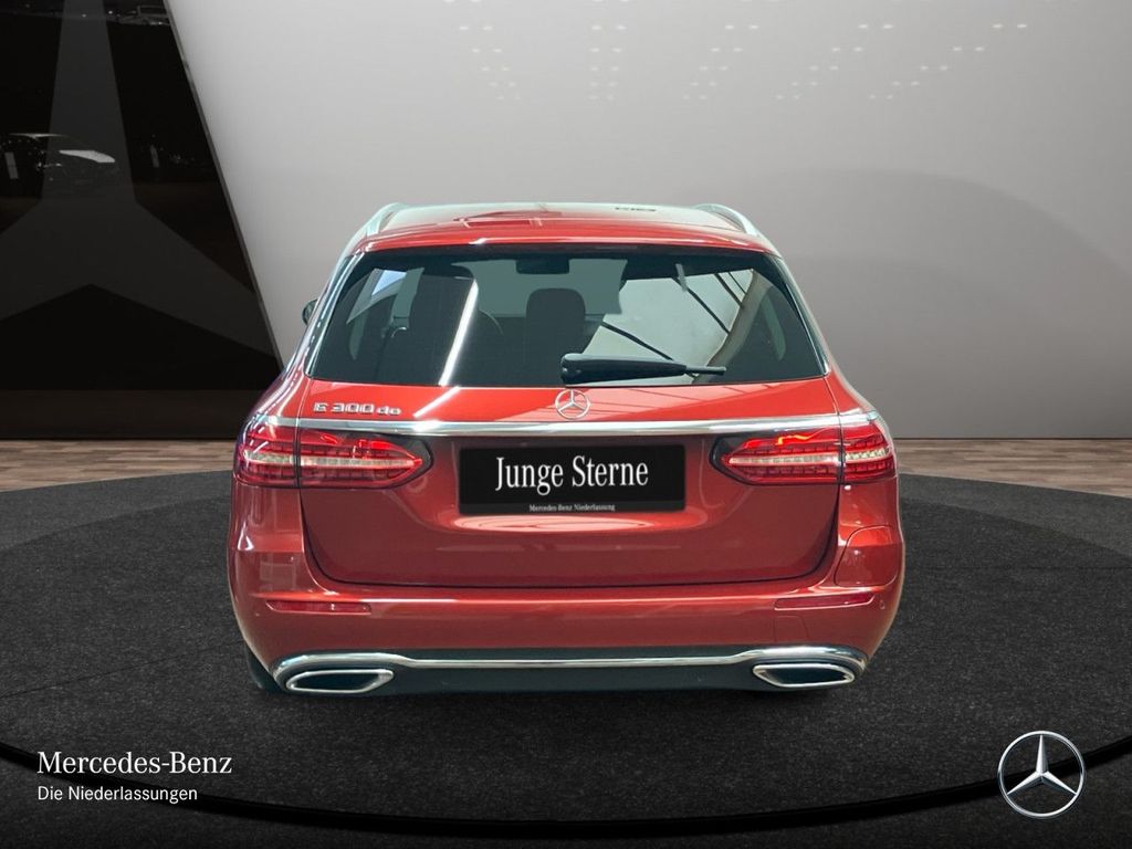 Mercedes-Benz E 300 2022