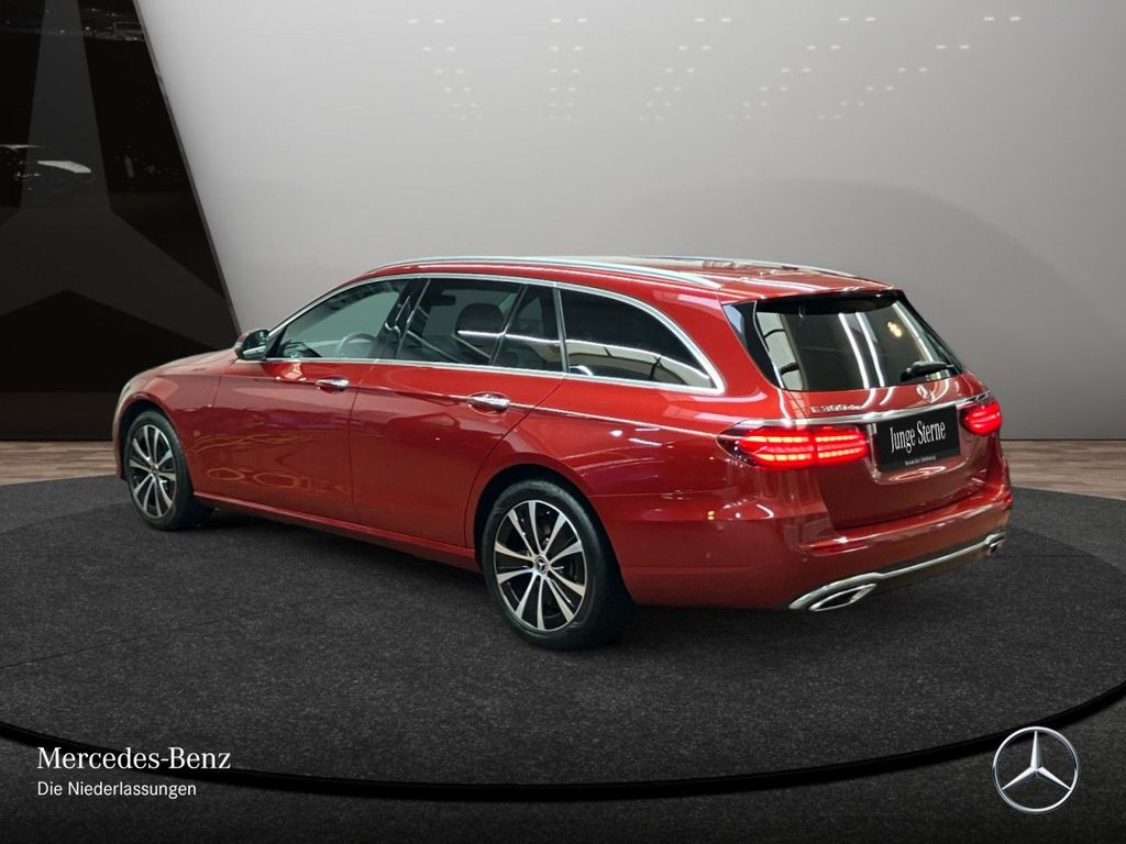 Mercedes-Benz E 300 2022