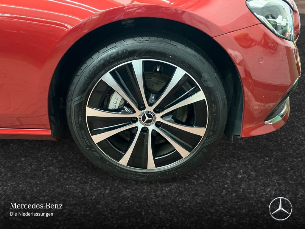 Mercedes-Benz E 300 2022