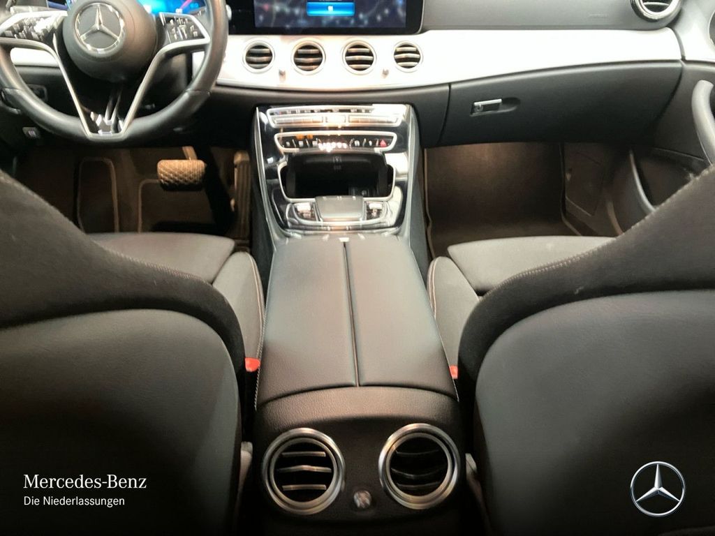 Mercedes-Benz E 300 2022