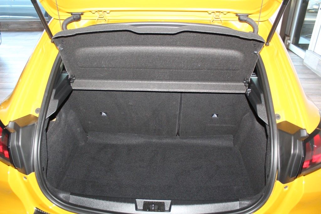 Peugeot 208 2020
