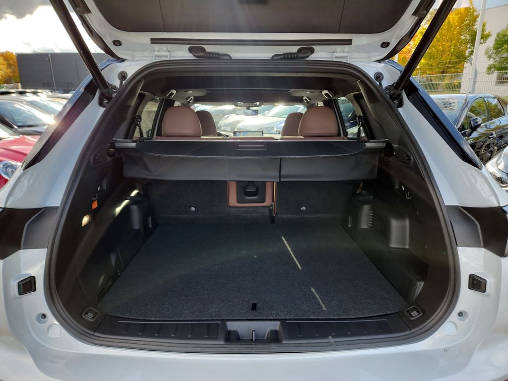 Mitsubishi Plug-in Hybrid Outlander