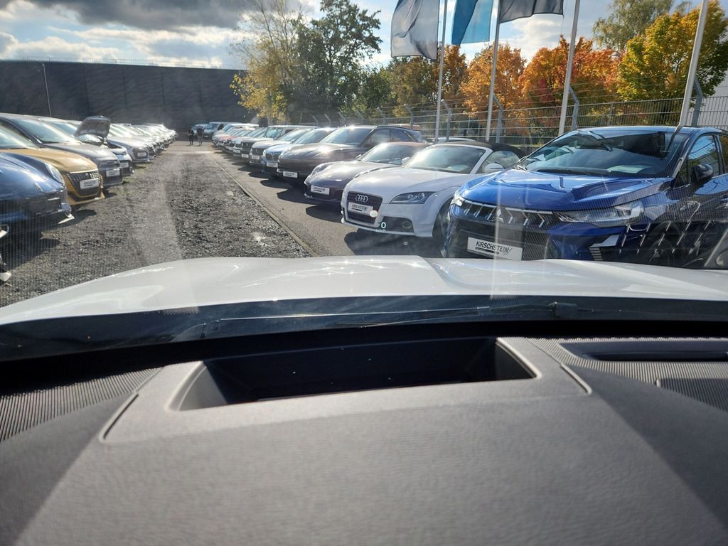 Mitsubishi Plug-in Hybrid Outlander