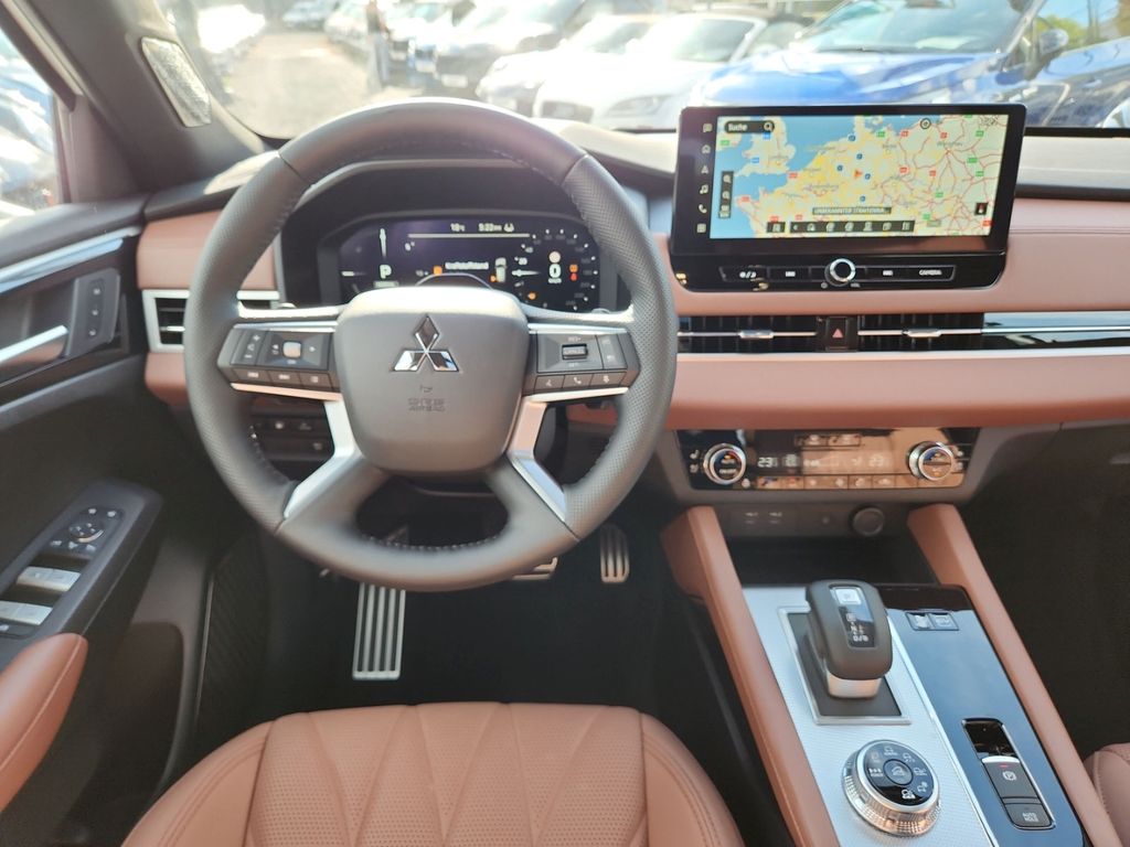 Mitsubishi Plug-in Hybrid Outlander