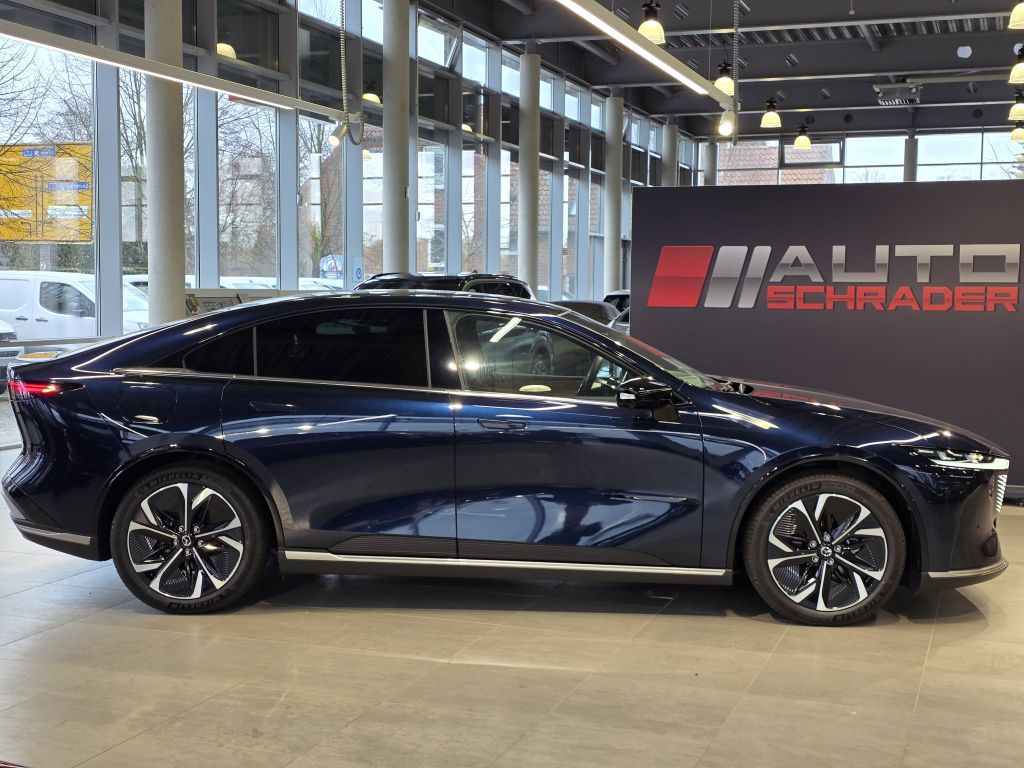 Mazda 6e