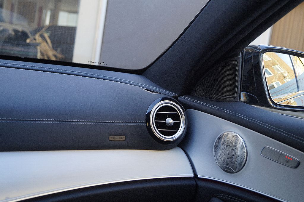 Mercedes-Benz E 300 2022