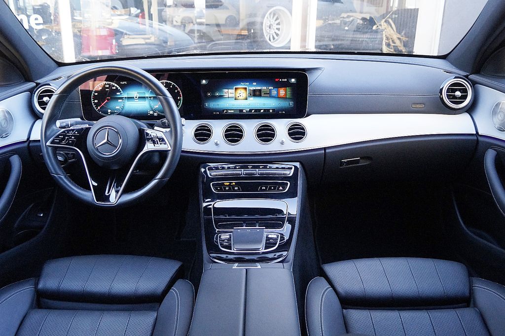 Mercedes-Benz E 300 2022