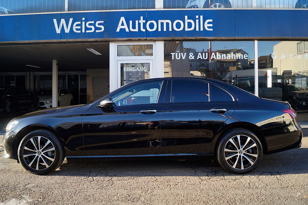 Mercedes-Benz E 300 2022