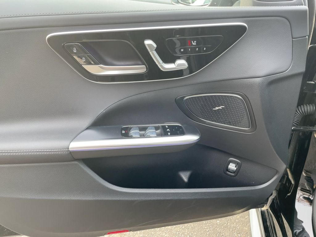 Mercedes-Benz C 220 2025