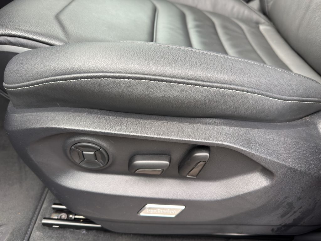 Volkswagen Touareg 2025