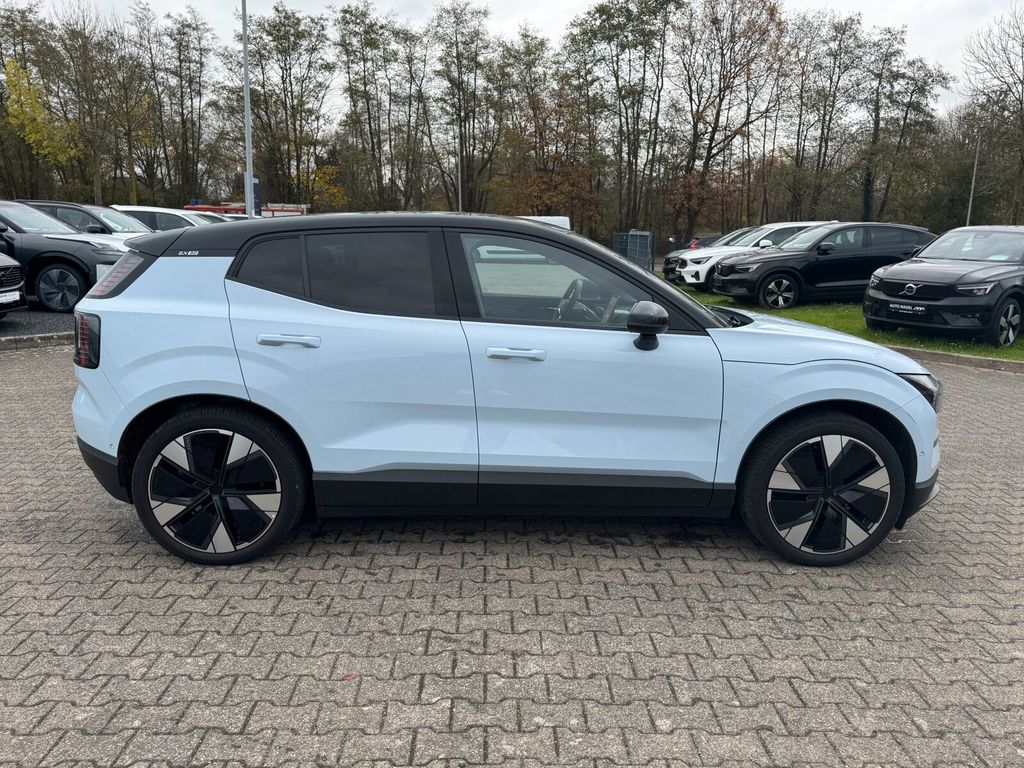 Volvo EX30 2025
