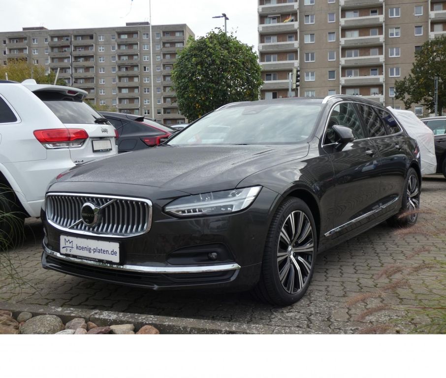 Volvo V90 2024