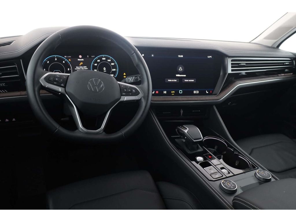 Volkswagen Touareg 2025