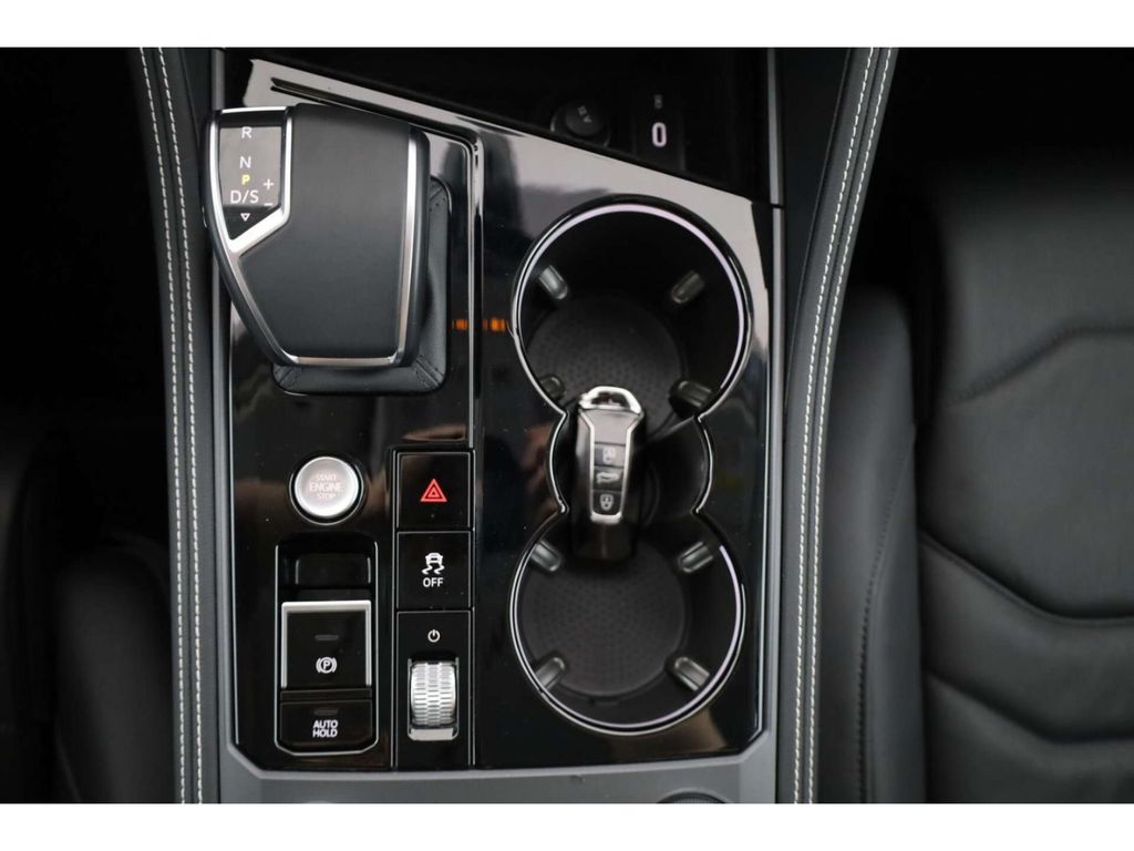 Volkswagen Touareg 2025