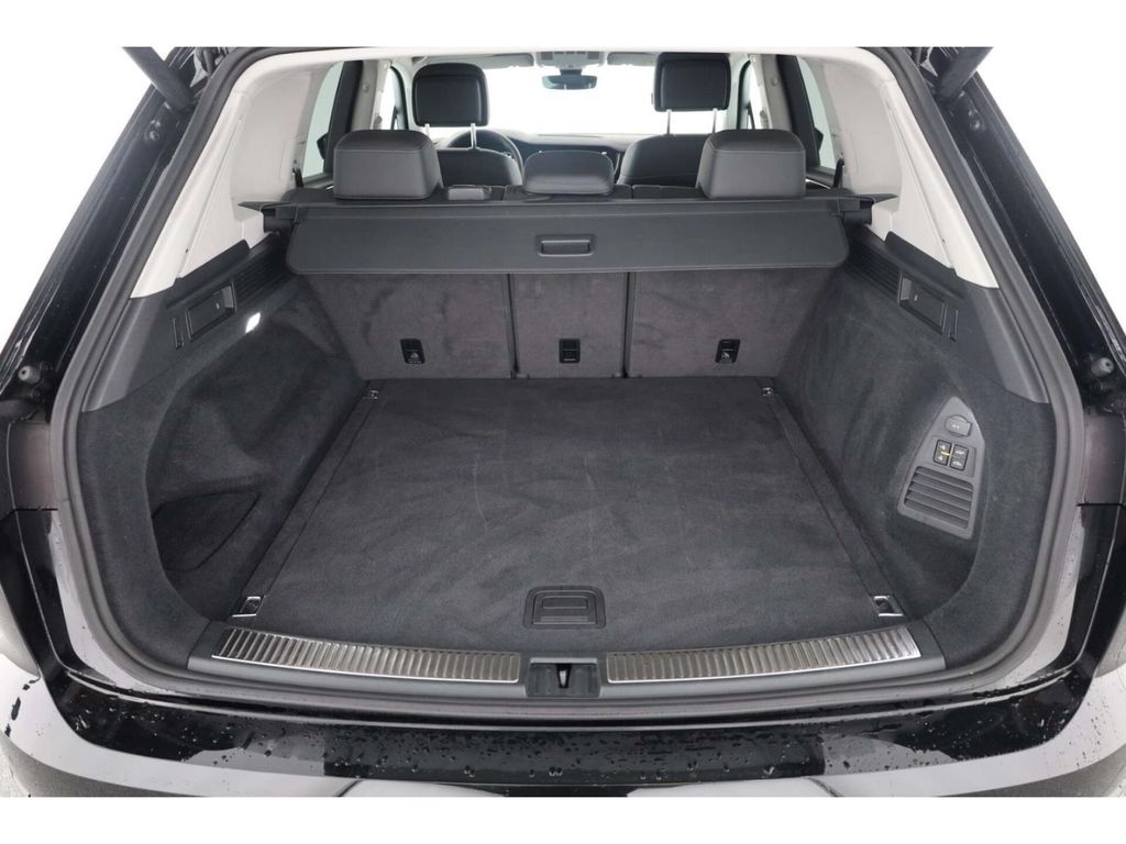 Volkswagen Touareg 2025