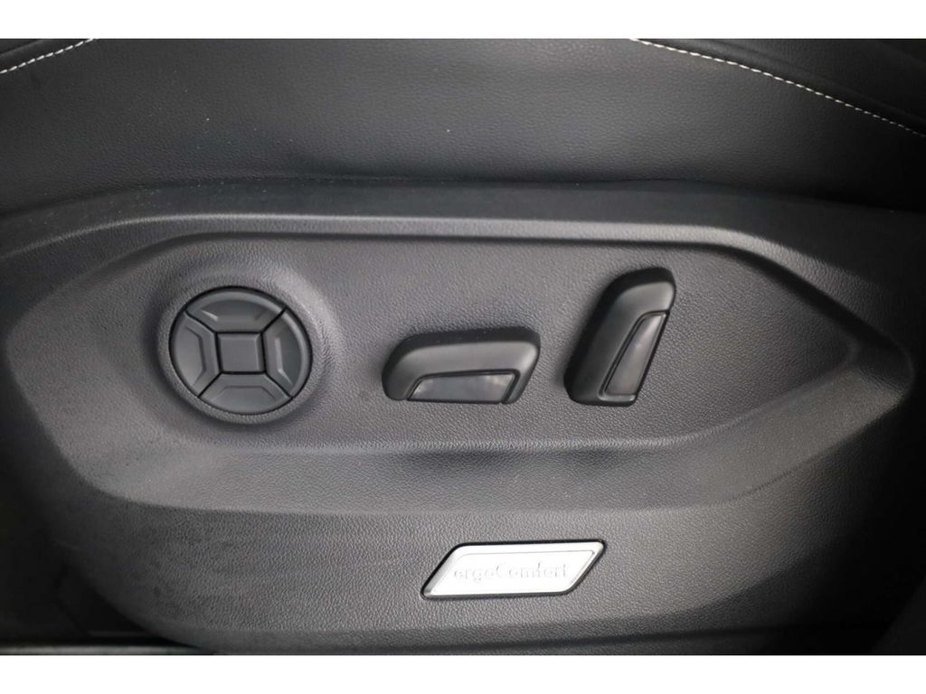 Volkswagen Touareg 2025