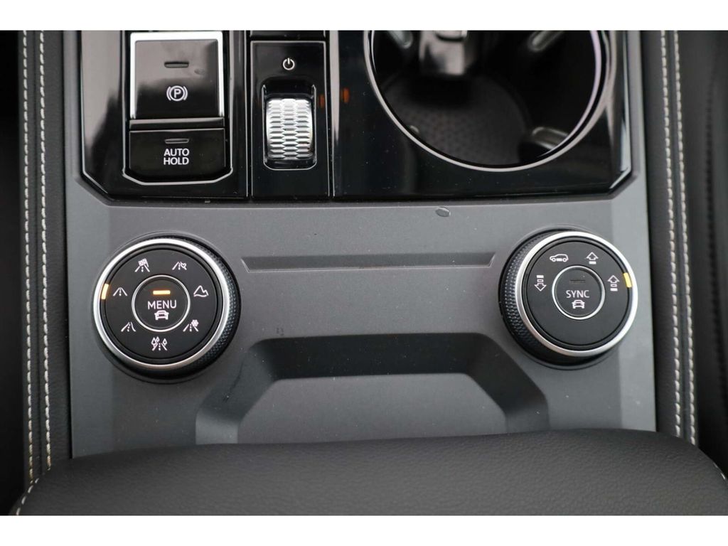 Volkswagen Touareg 2025