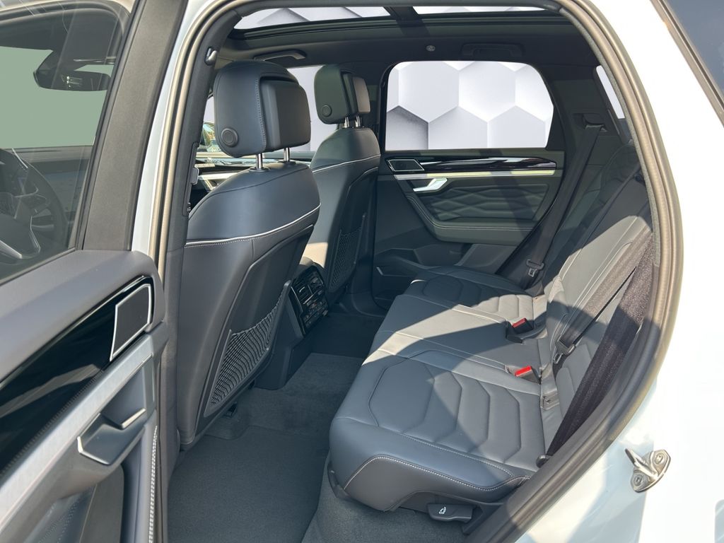 Volkswagen Touareg 2025