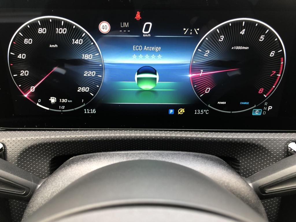 Mercedes-Benz CLA 200 2025