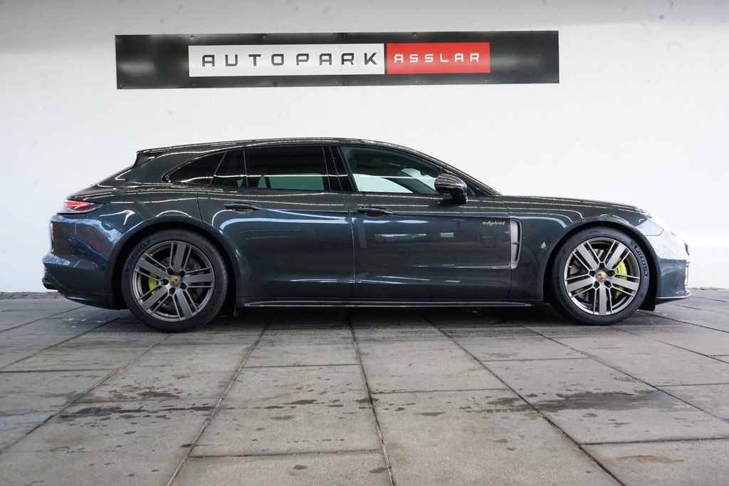 Porsche Panamera 2022
