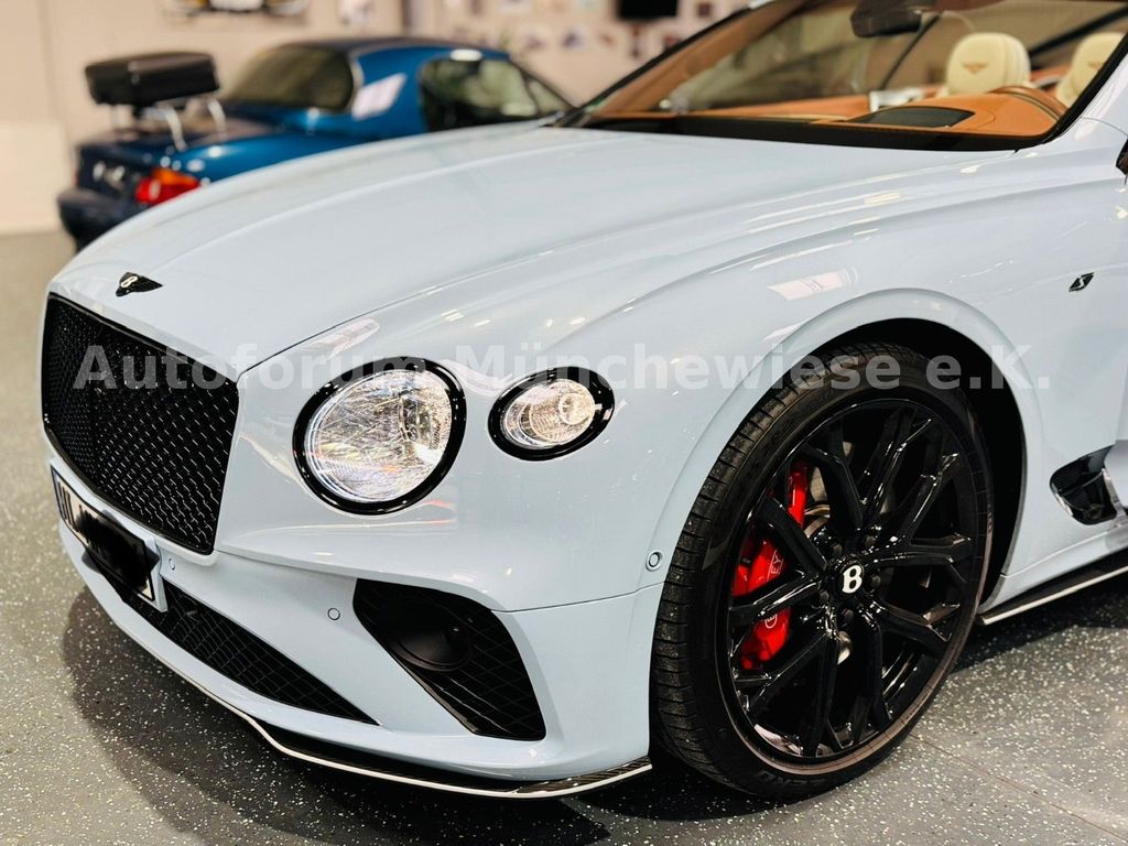 Bentley Continental GTC 2024